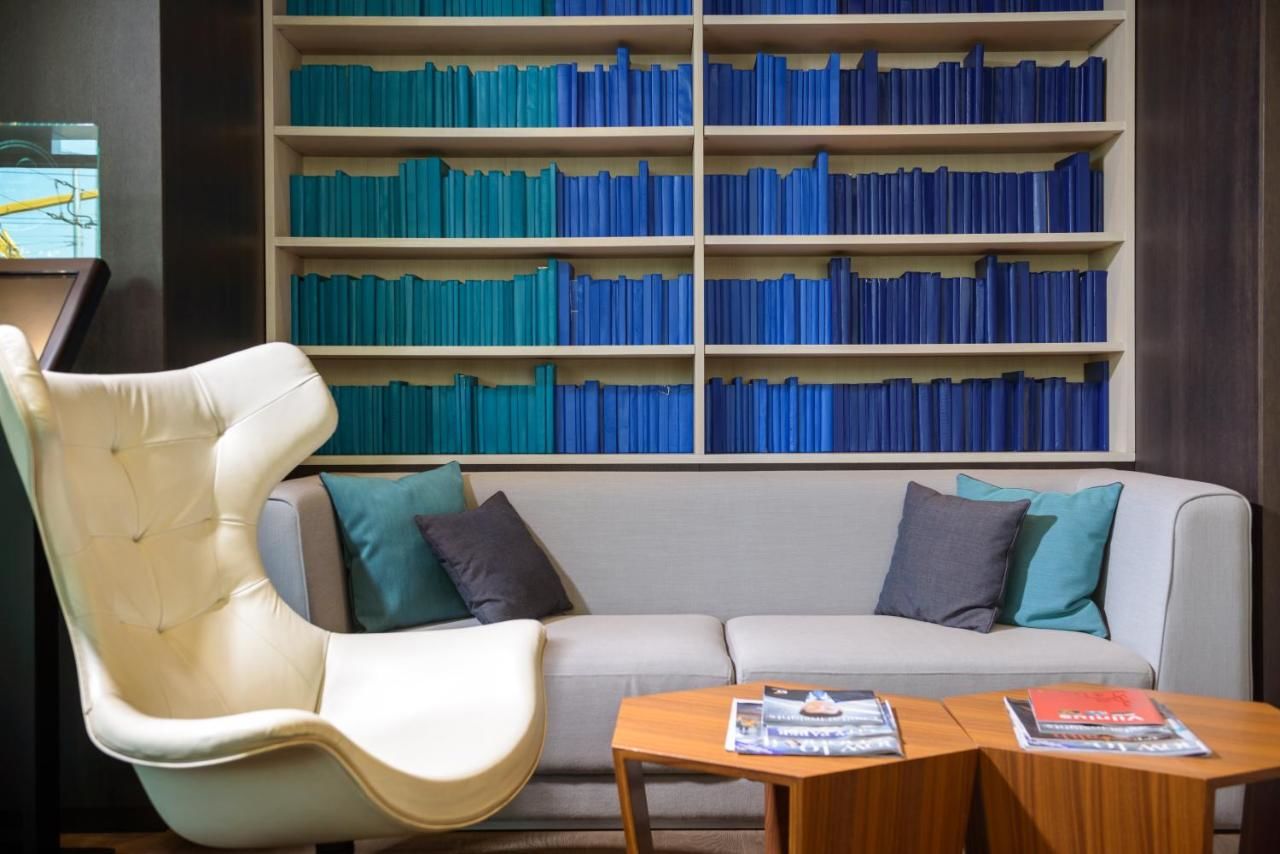 Отель Holiday Inn Vilnius Вильнюс-39