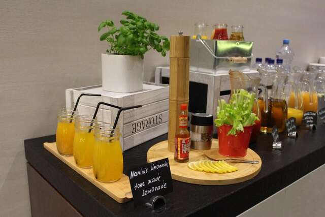 Отель Holiday Inn Vilnius Вильнюс-21
