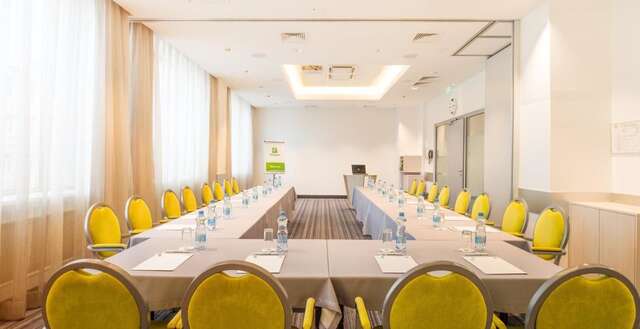 Отель Holiday Inn Vilnius Вильнюс-44