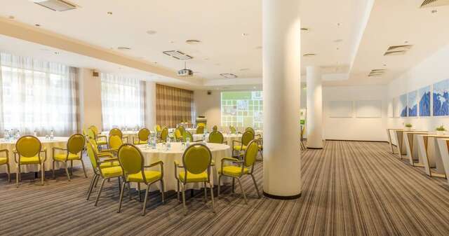 Отель Holiday Inn Vilnius Вильнюс-45